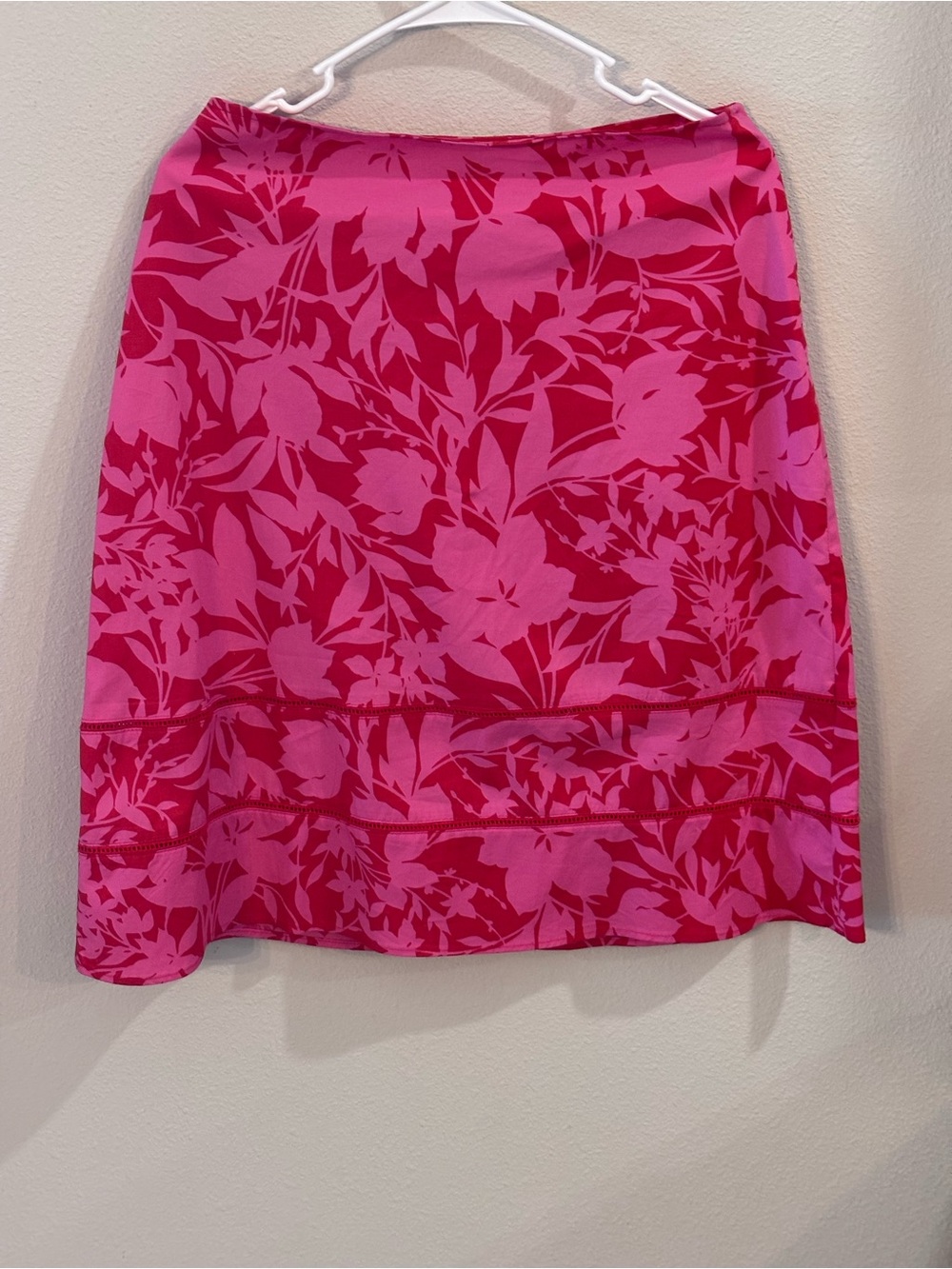St. John’s Bay Tropical Floral A line skirt, Size 10. Pink& Fuchsia/Red